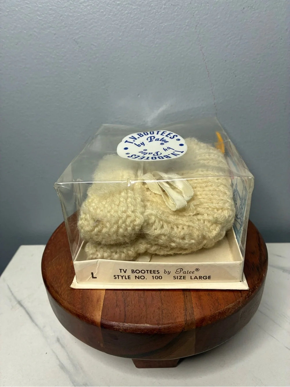 T.V. Booties Cream Knit Duck Baby Booties
